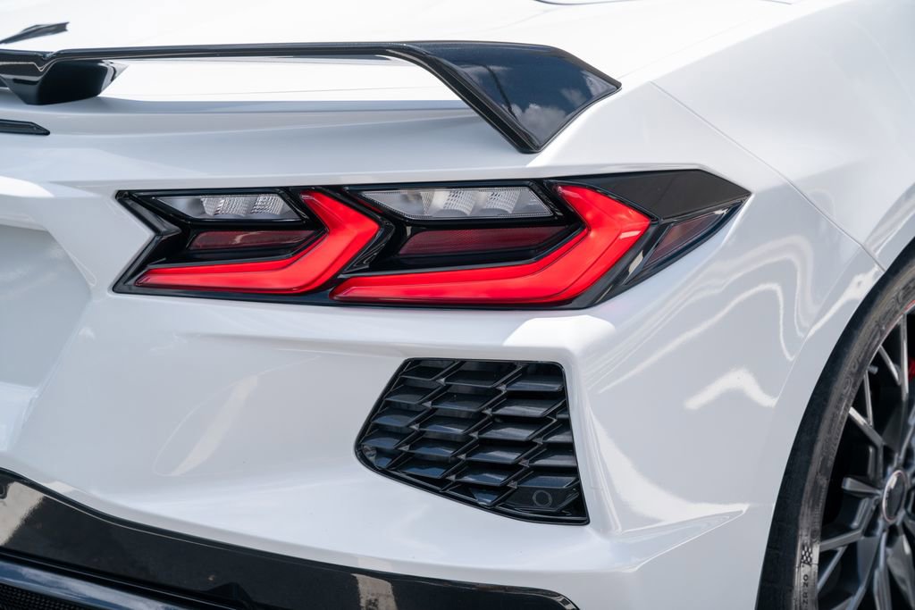 Used 2023 Chevrolet Corvette Stingray Premium Conv w/ Z51 Performance Package RWD image 14