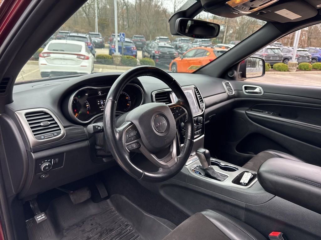 Used 2020 Jeep Grand Cherokee Altitude image 12
