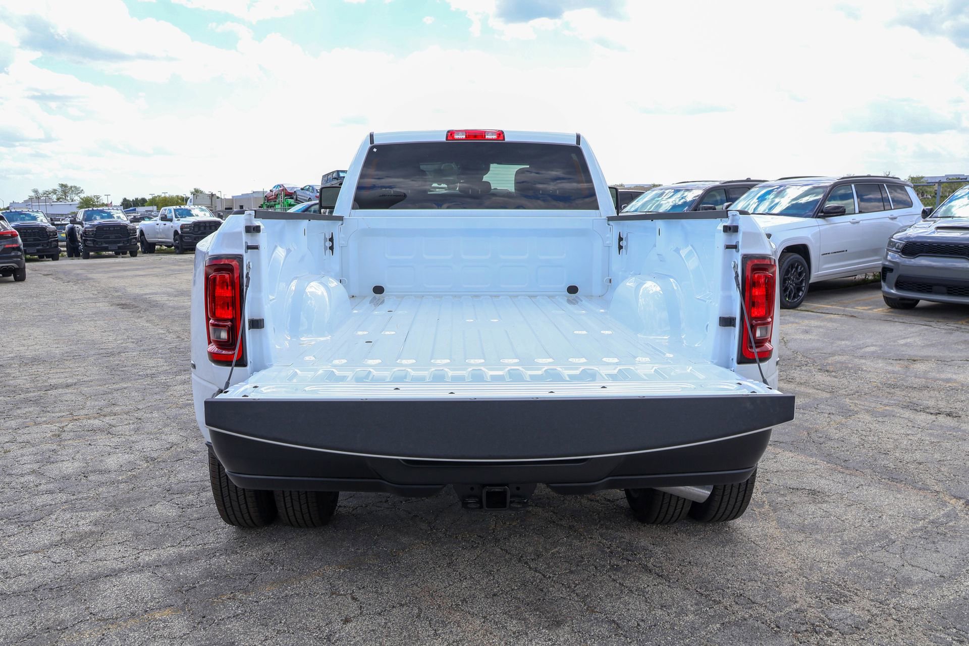 New 2026 RAM 3500 Tradesman AWD/4WD image 13