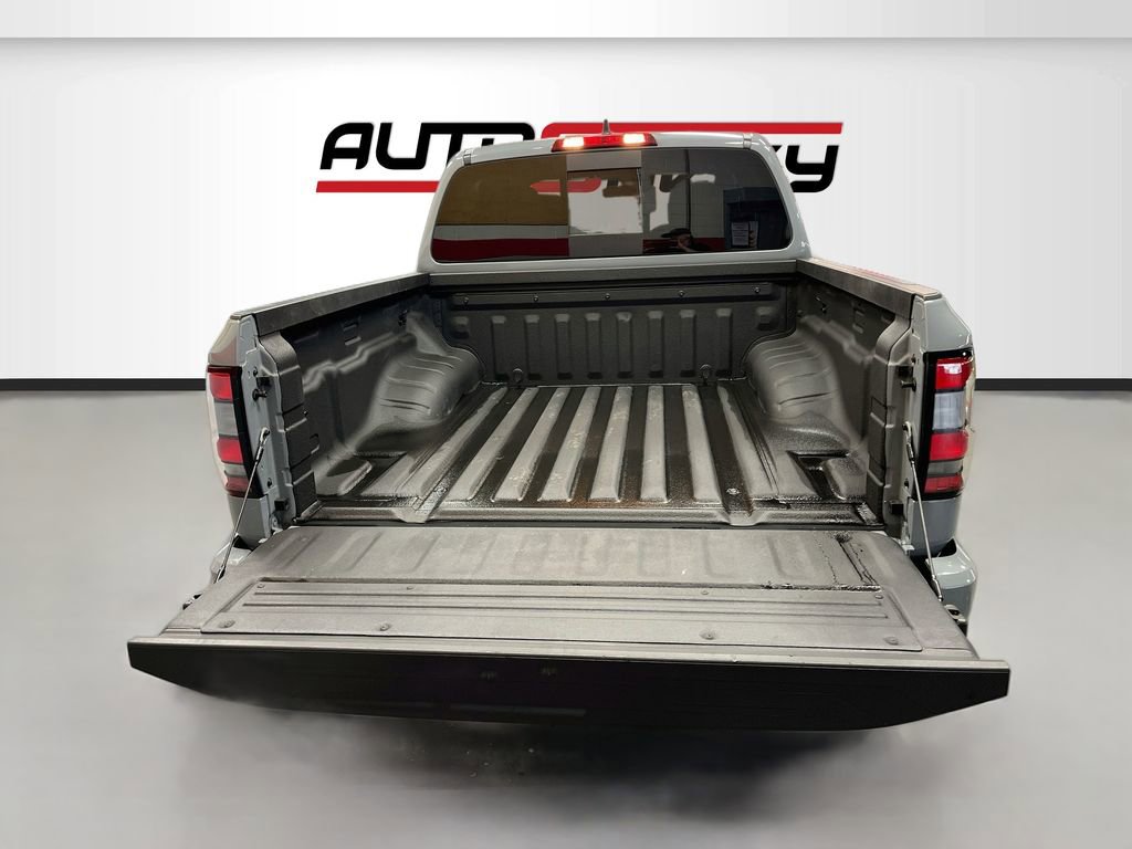 Used 2024 Nissan Frontier PRO-4X w/ Technology Package image 24