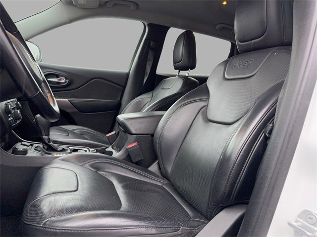 Used 2020 Jeep Cherokee Limited image 10