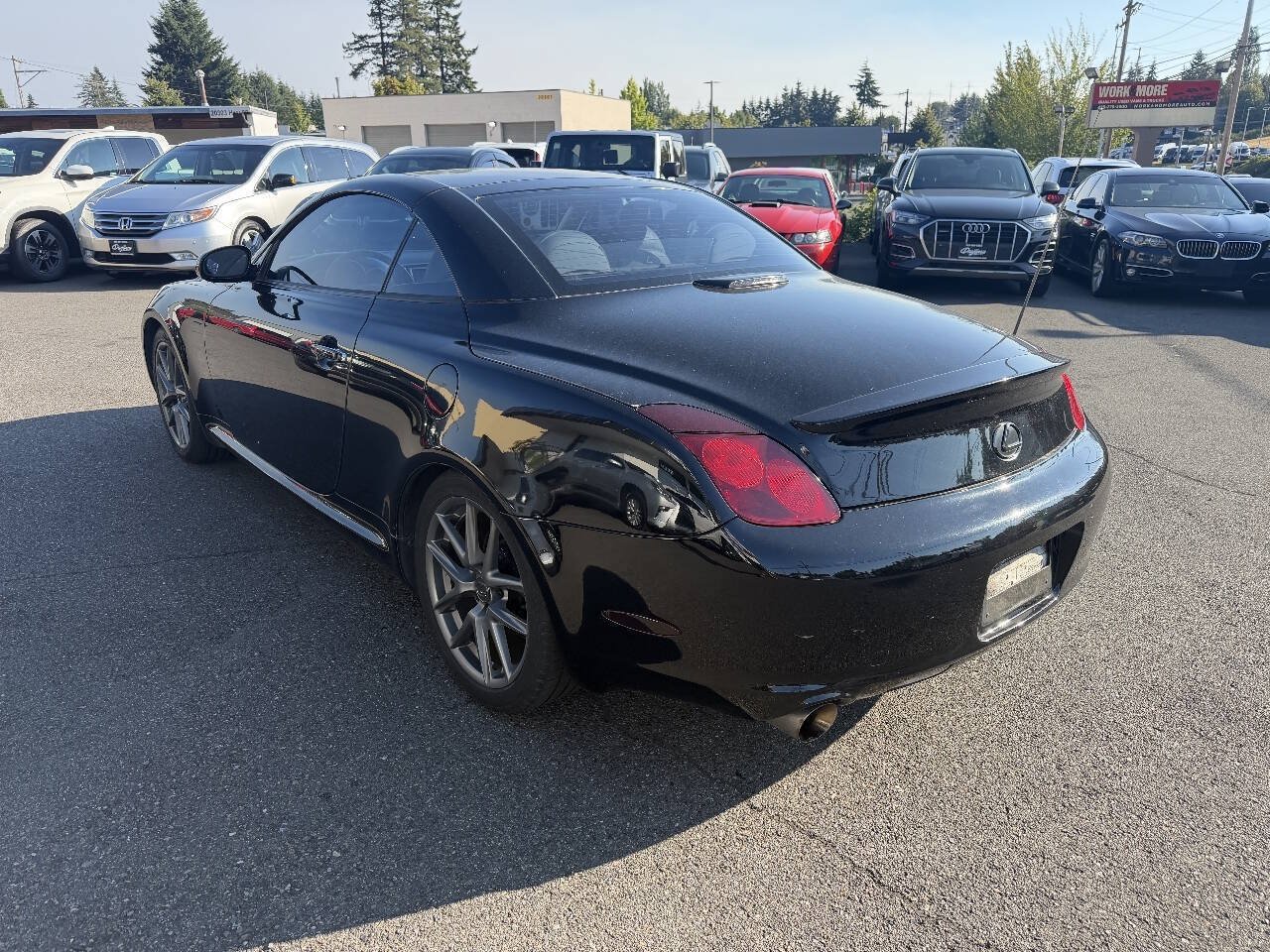 Used 2005 Lexus SC 430 Convertible RWD image 3