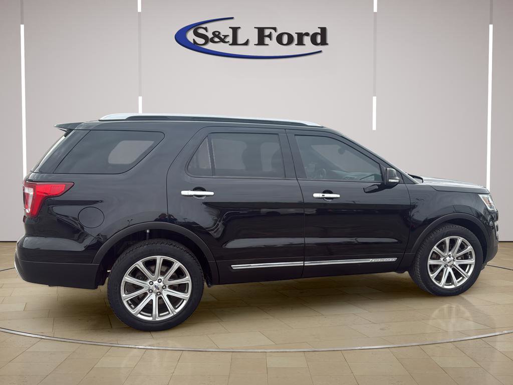 Used 2016 Ford Explorer Limited image 9