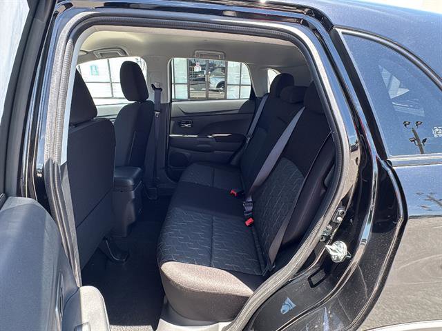New 2026 Mitsubishi Outlander Sport LE AWD/4WD image 17