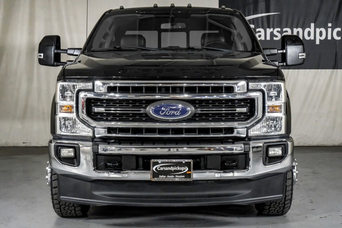 Used 2020 Ford F350 Lariat w/ Lariat Ultimate Package image 3