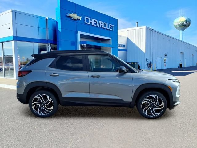 New 2026 Chevrolet TrailBlazer RS w/ Convenience Package AWD/4WD image 2