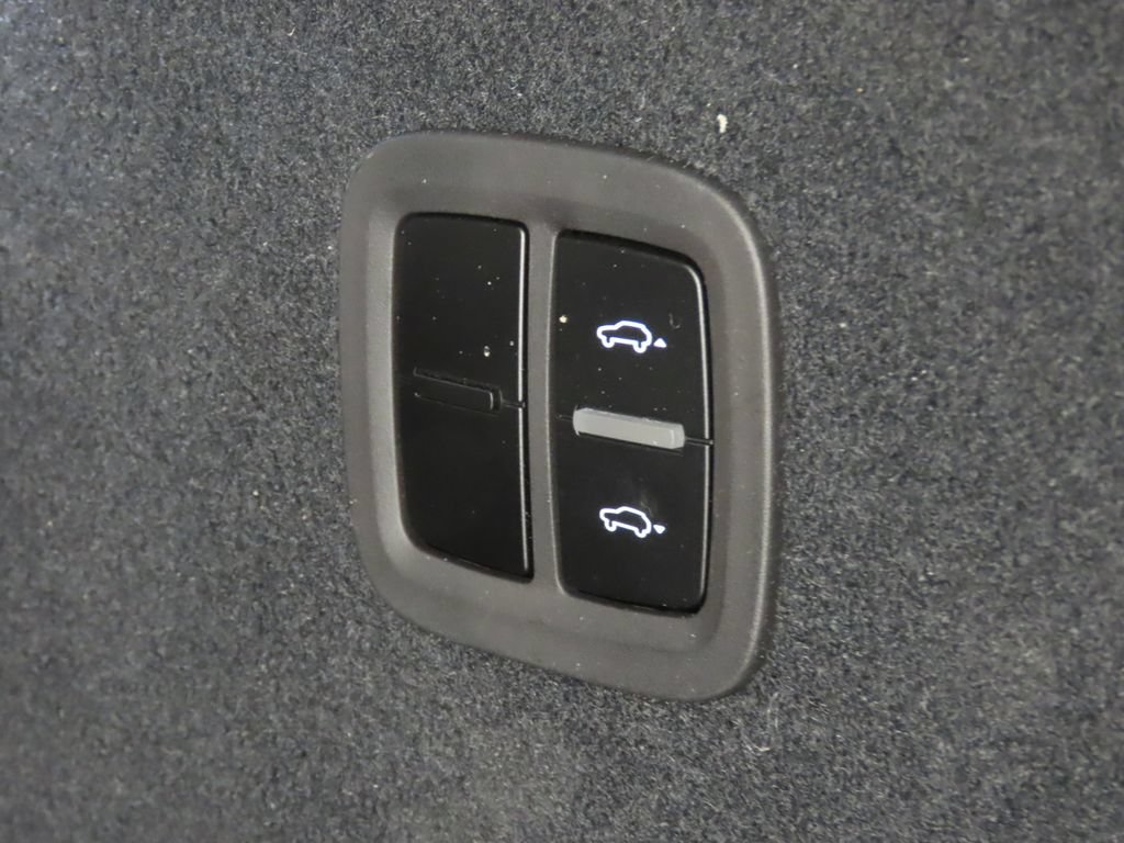 Certified 2026 Porsche Cayenne S AWD/4WD image 48