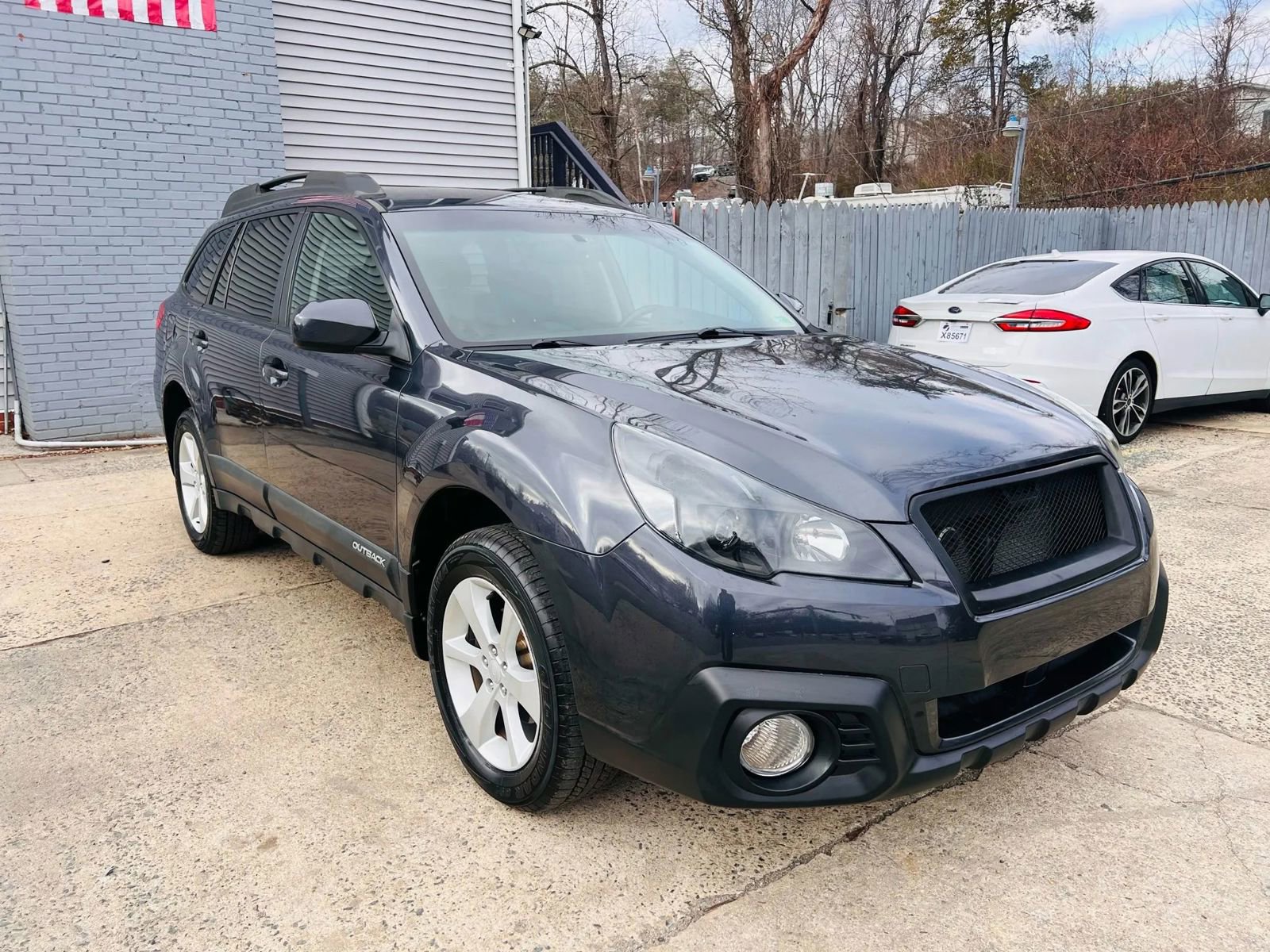 Used 2013 Subaru Outback 2.5i Premium w/ All-Weather Pkg image 5