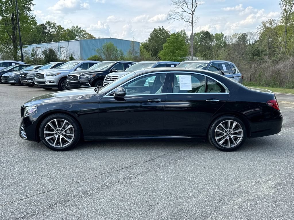 Used 2018 Mercedes-Benz E 400 4MATIC Sedan image 4