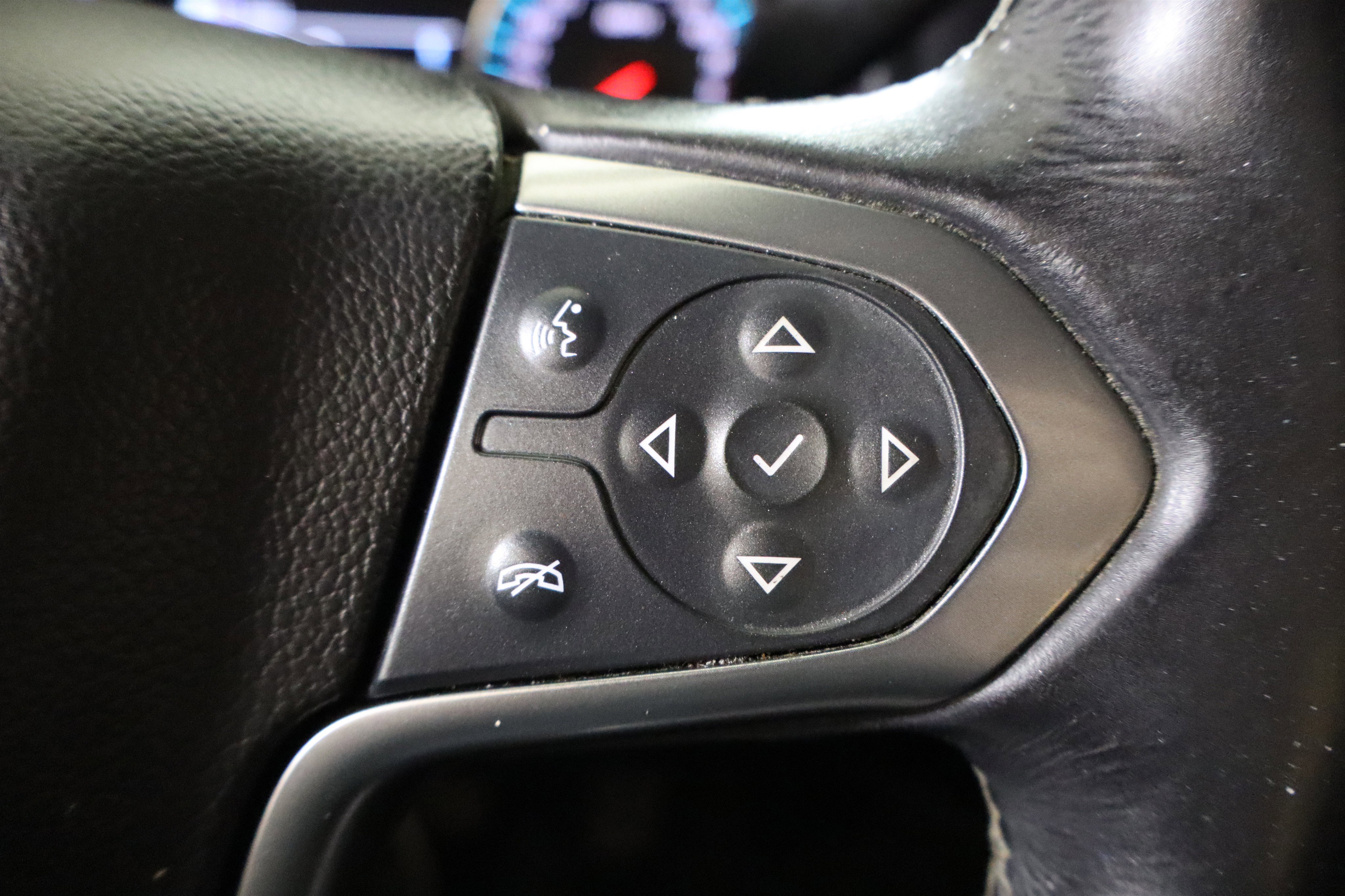 Used 2017 Chevrolet Silverado 1500 LT w/ All Star Edition image 28