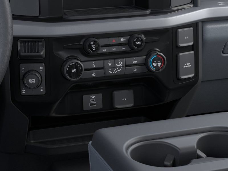 New 2026 Ford F250 XL AWD/4WD image 17