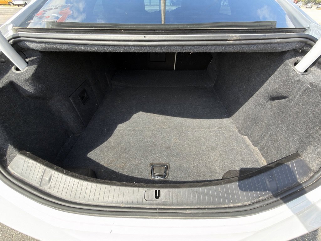 Used 2016 Cadillac XTS Luxury w/ Driver Awareness Package FWD image 18