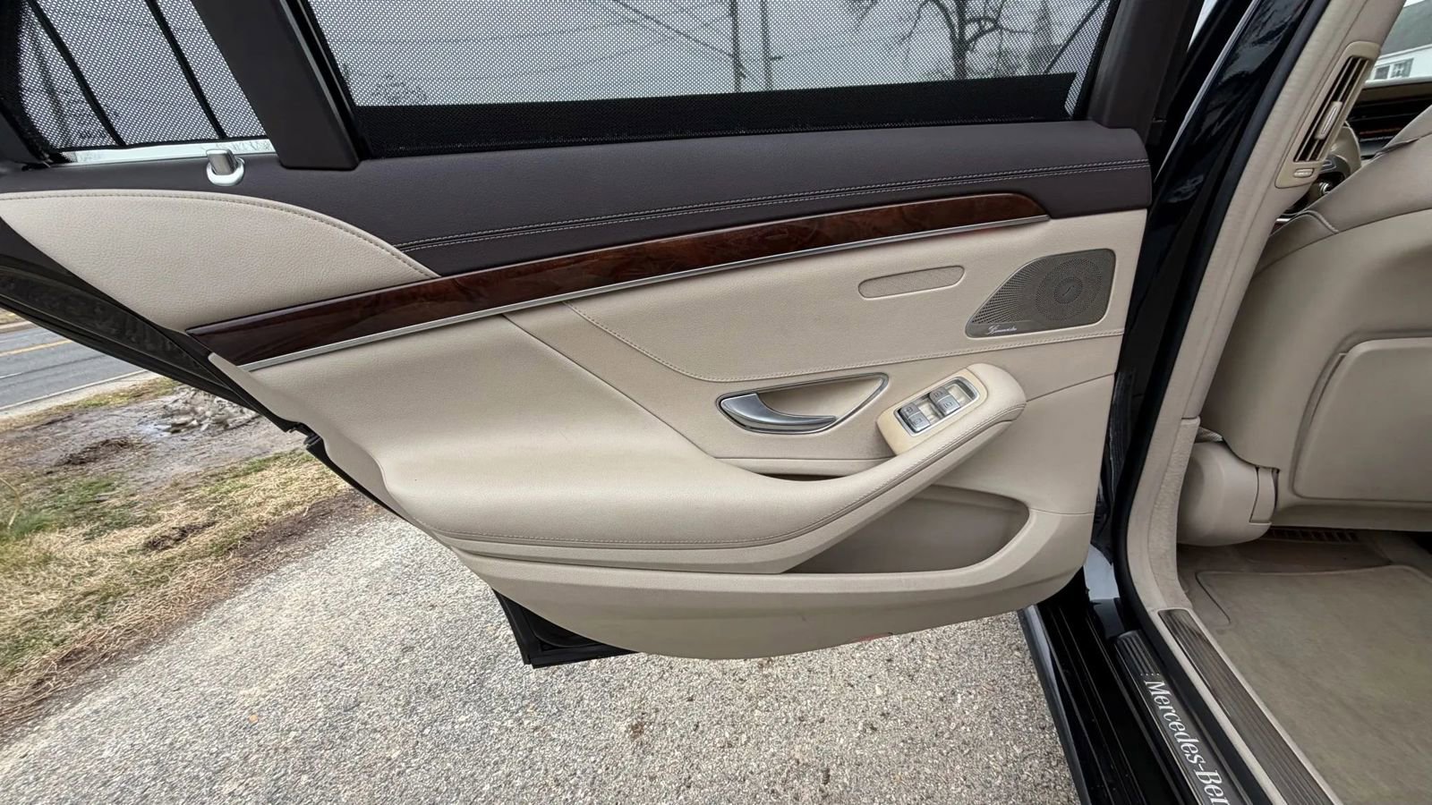 Used 2015 Mercedes-Benz S 550 4MATIC Sedan image 18