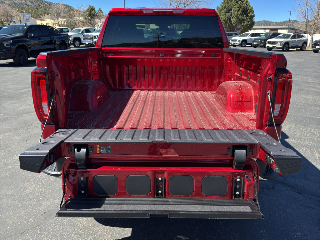 New 2026 GMC Sierra 1500 SLT image 11