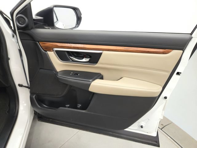 Used 2017 Honda CR-V Touring image 32