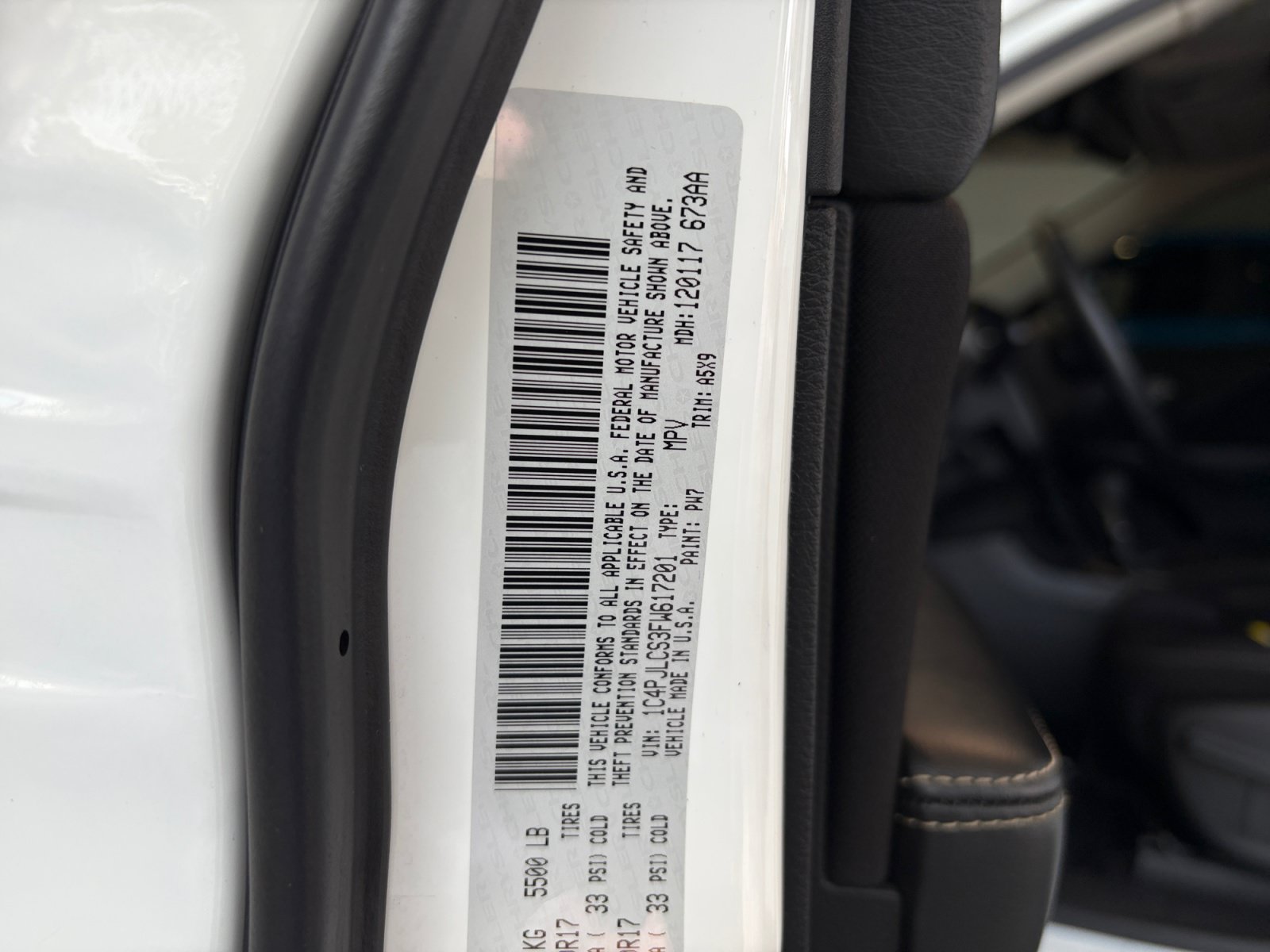 Used 2015 Jeep Cherokee Latitude FWD image 34