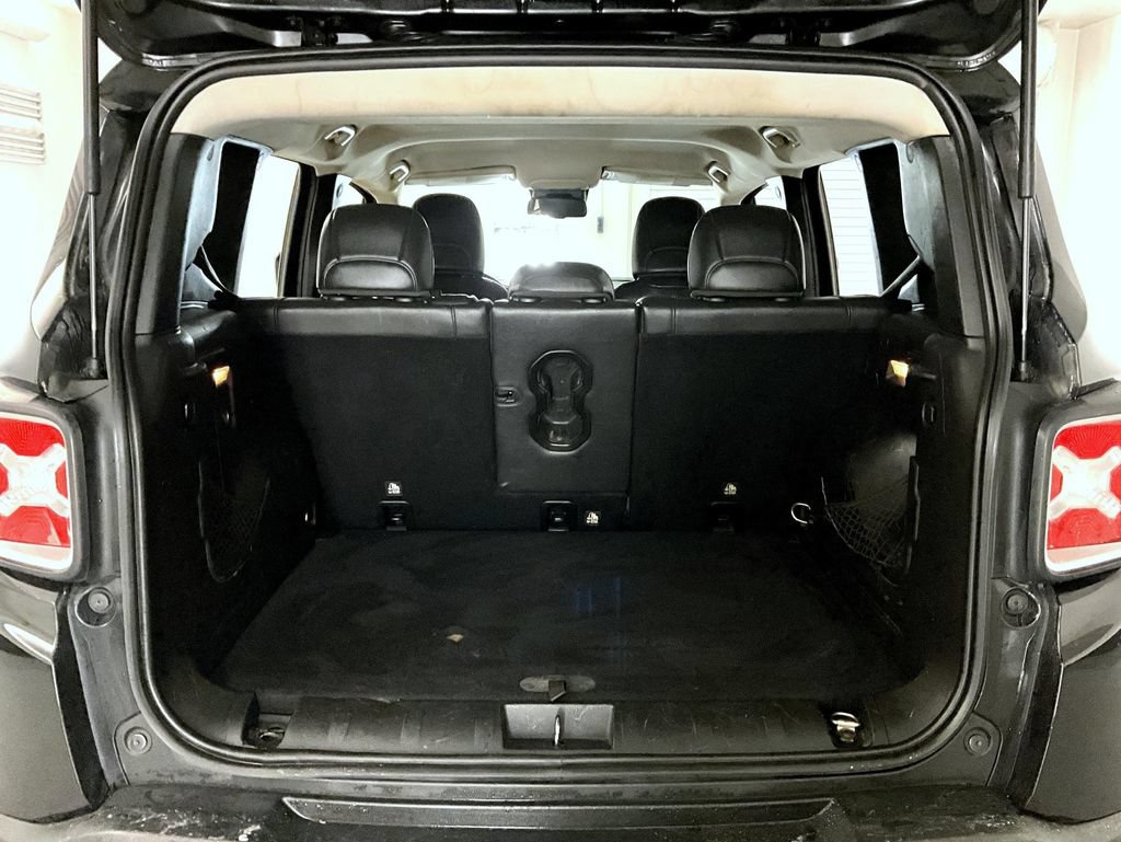 Used 2017 Jeep Renegade Limited AWD/4WD image 21