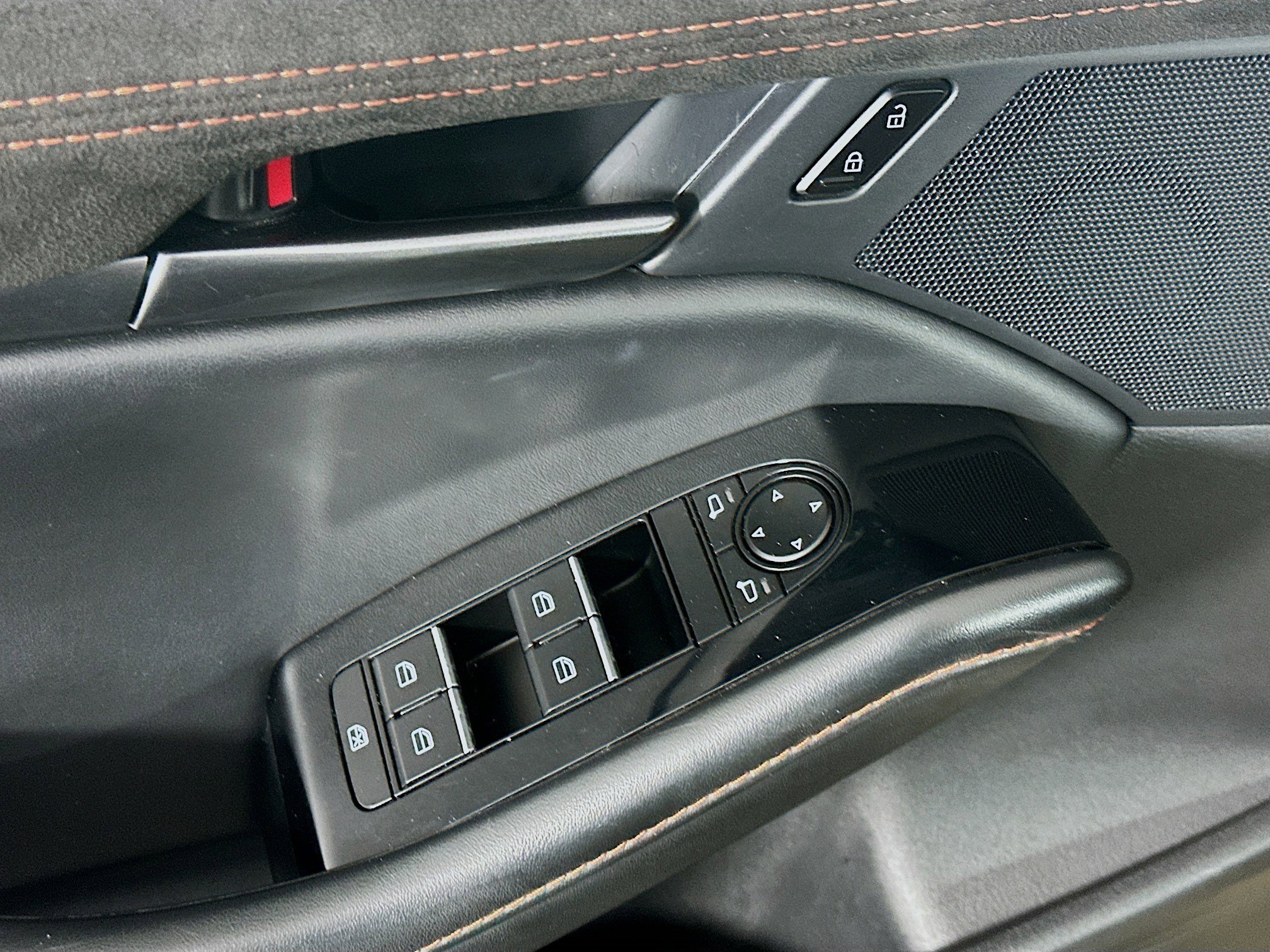 Used 2024 MAZDA MAZDA3 s image 15