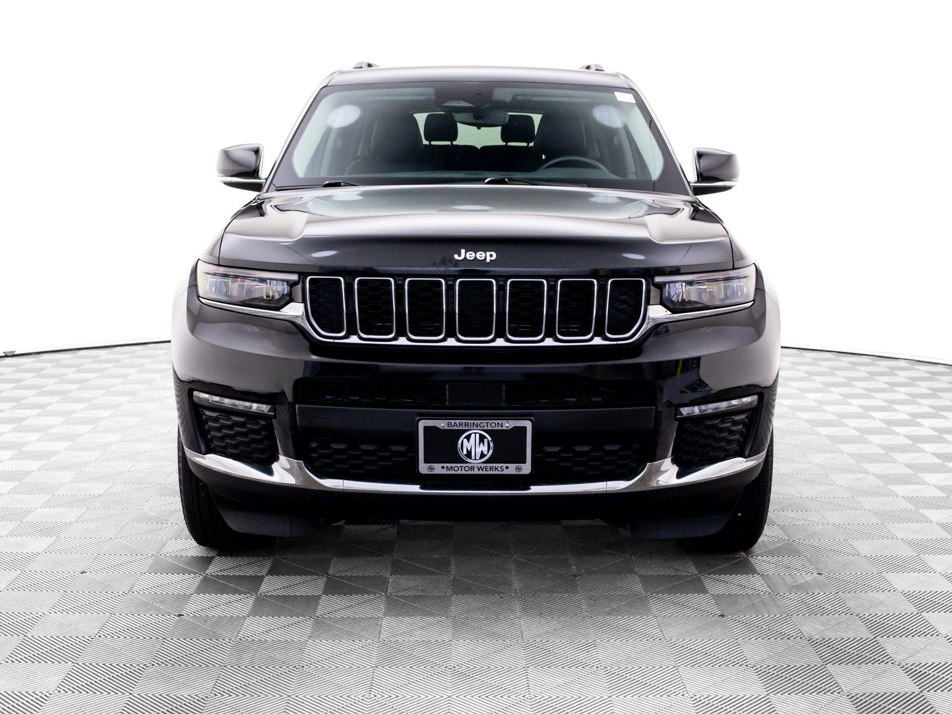 Used 2022 Jeep Grand Cherokee L Limited AWD/4WD image 9
