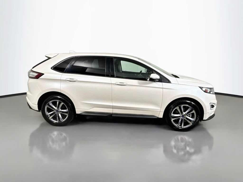 Used 2018 Ford Edge Sport w/ Equipment Group 401A AWD/4WD image 8