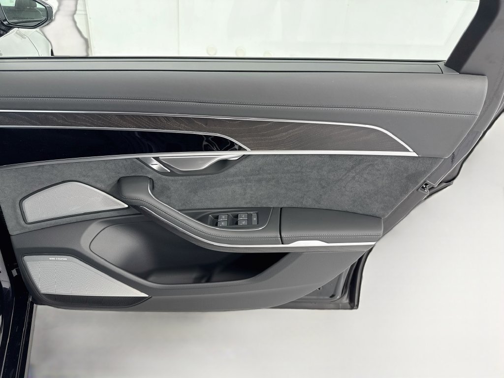 New 2026 Audi A8 L 3.0T AWD/4WD image 26