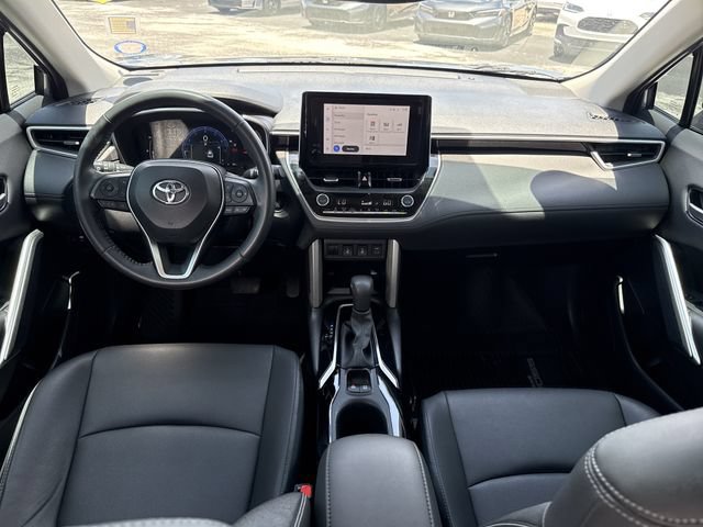 Used 2024 Toyota Corolla Cross XLE w/ Convenience Package AWD/4WD image 20