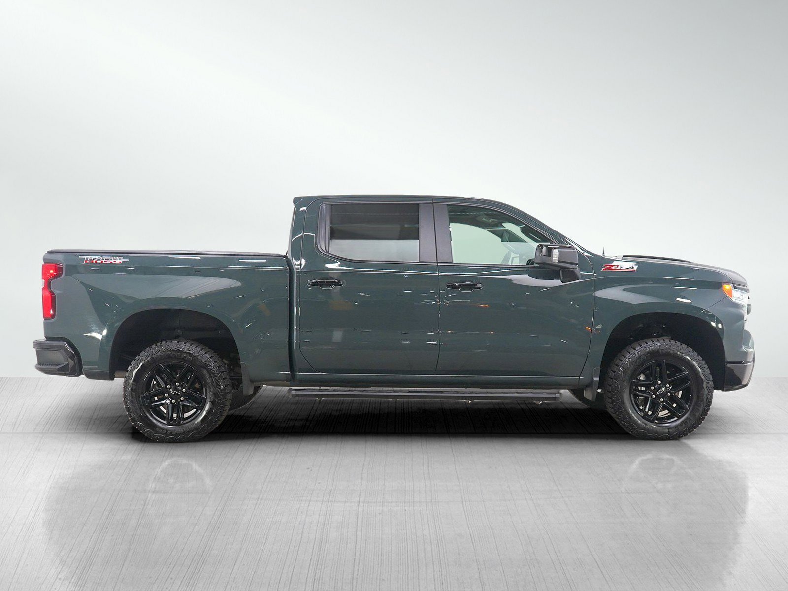 Used 2025 Chevrolet Silverado 1500 LT Trail Boss w/ LT Trail Boss Premium Package image 6