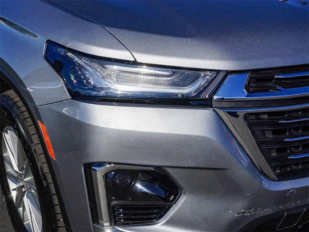 Used 2023 Chevrolet Traverse LT image 10