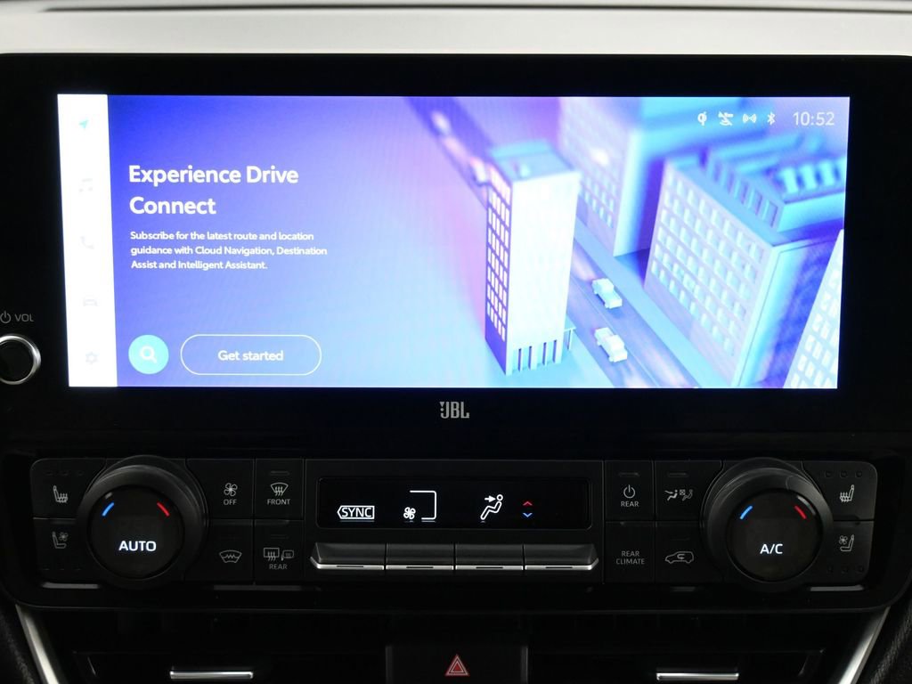 Used 2024 Toyota Grand Highlander Limited image 11