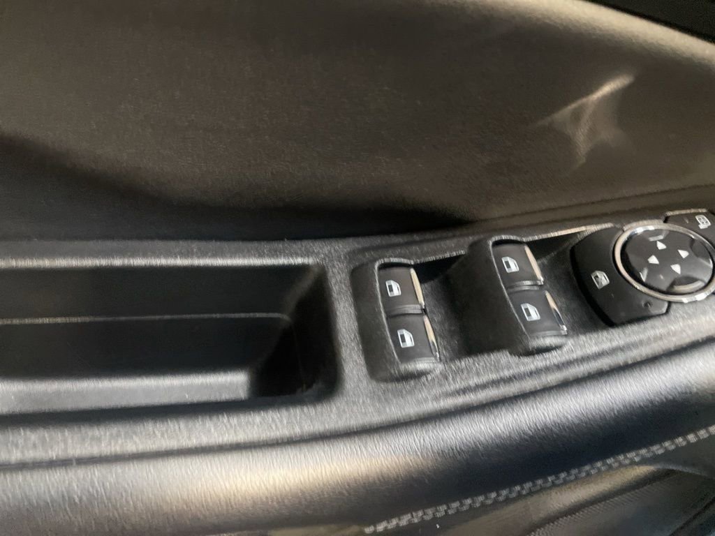 Used 2022 Ford Edge SEL w/ Convenience Package image 18