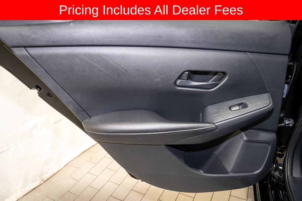 Used 2025 Nissan Sentra SV w/ All-Weather Package FWD image 9
