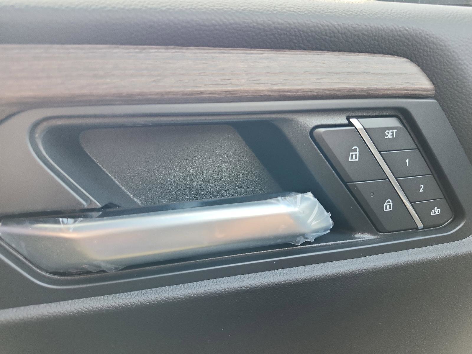 New 2026 GMC Acadia Denali w/ Super Cruise Package image 21