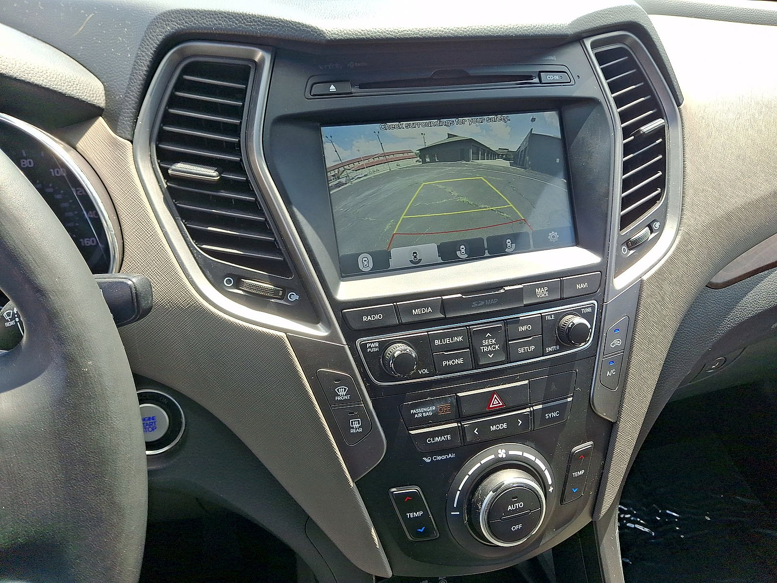 Used 2018 Hyundai Santa Fe Sport w/ 2.4L Tech Package 04 AWD/4WD image 15