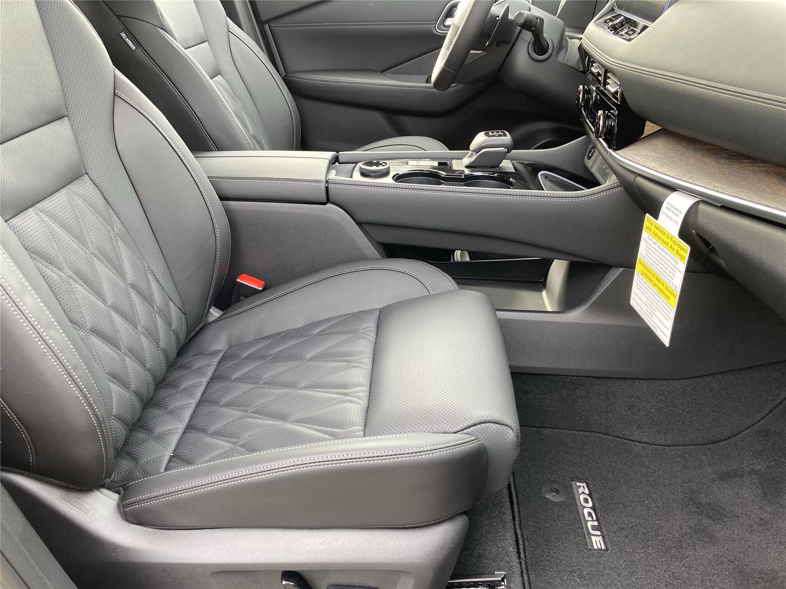 New 2026 Nissan Rogue Platinum w/ Platinum Premium Package image 32
