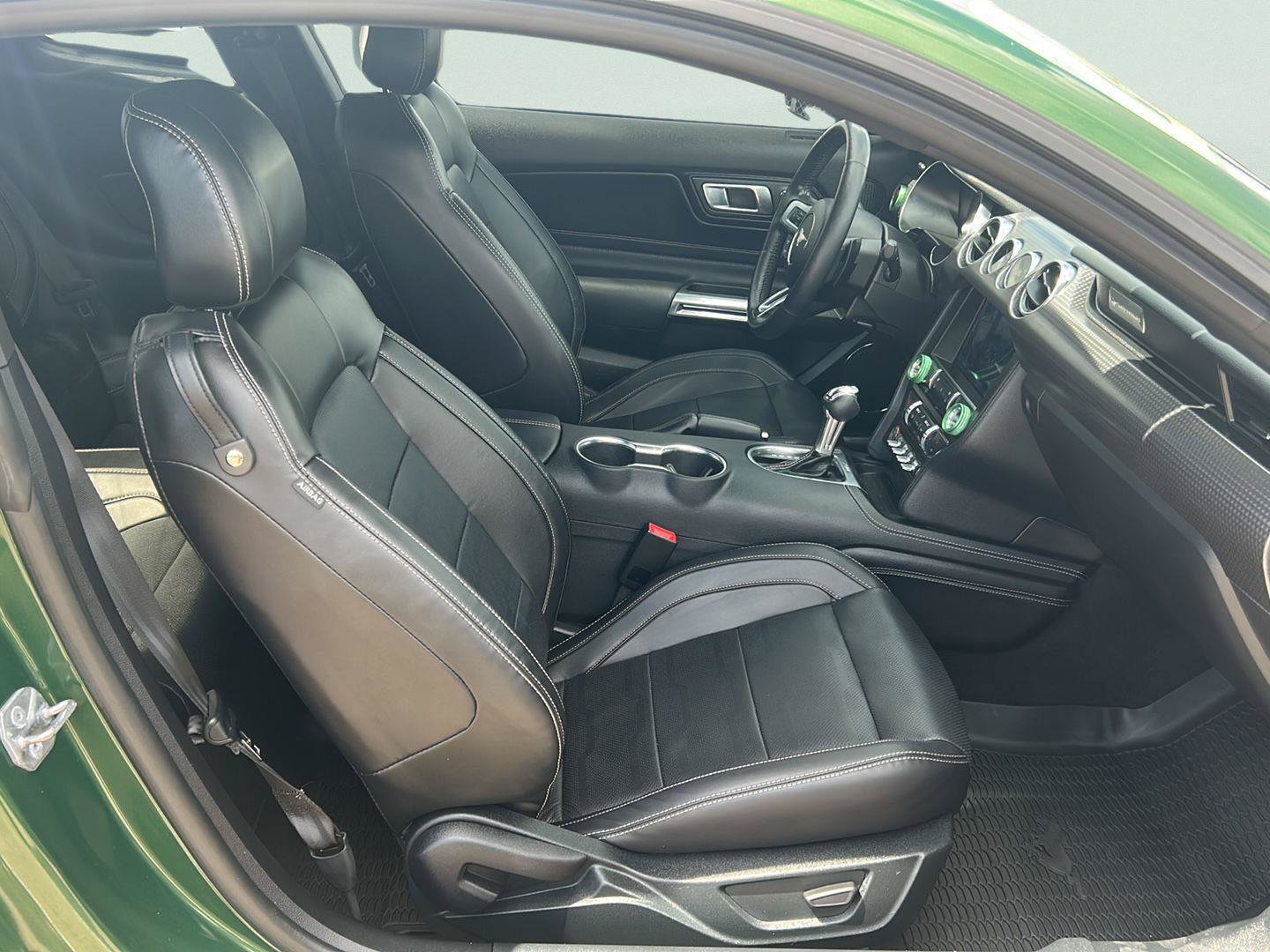 Certified 2022 Ford Mustang GT Premium w/ GT Performance Package RWD image 23