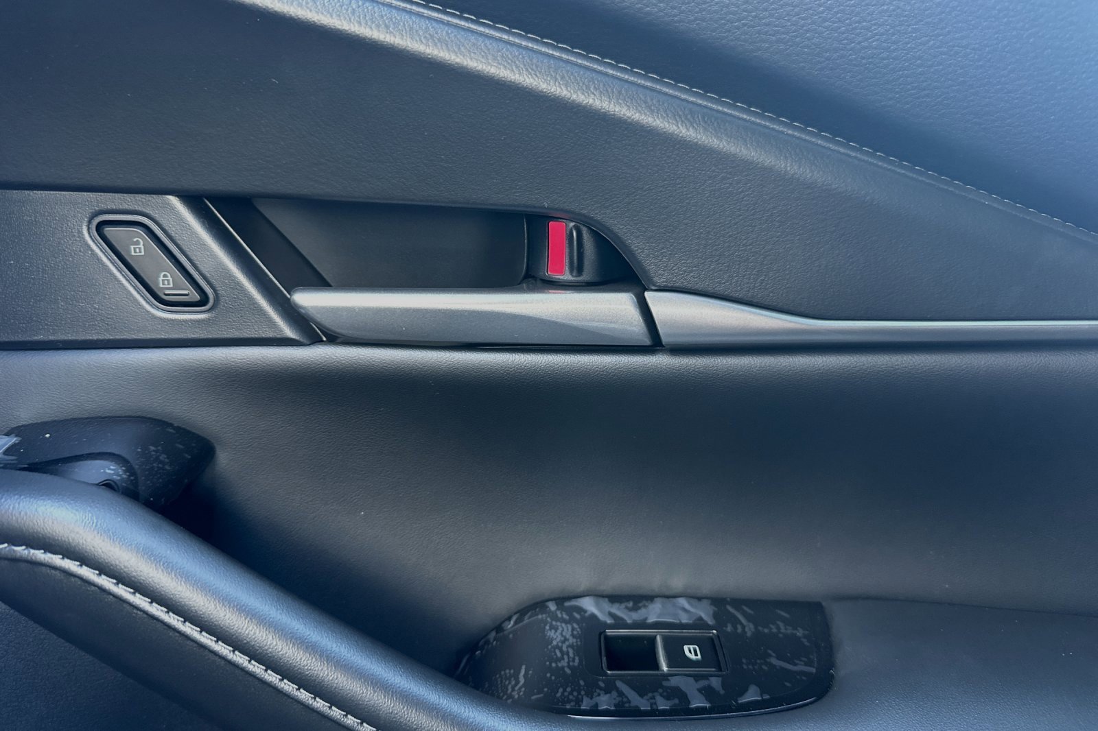 Used 2025 MAZDA CX-30 AWD 2.5 S w/ Select Sport Pkg image 21