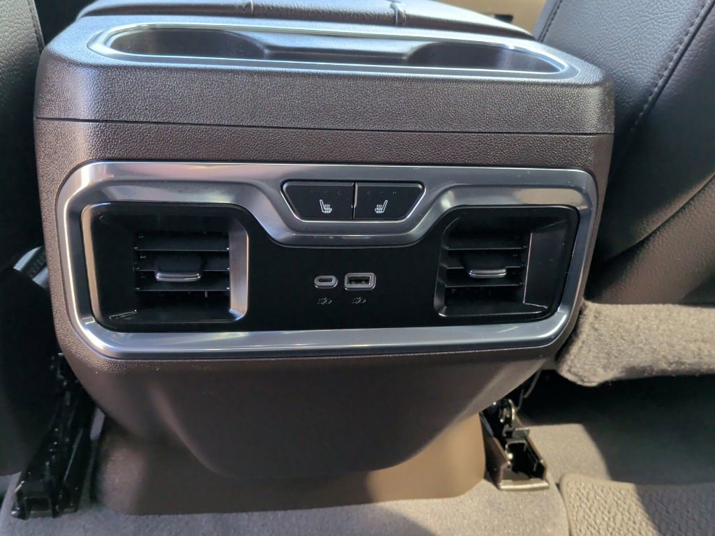 Used 2024 GMC Sierra 2500 Denali w/ Denali Reserve Package image 32