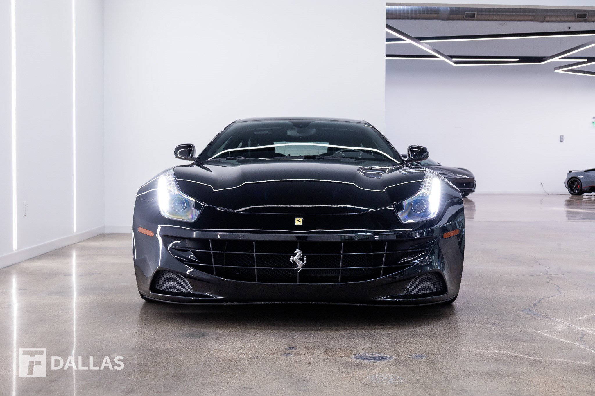 Used 2016 Ferrari FF AWD/4WD image 21