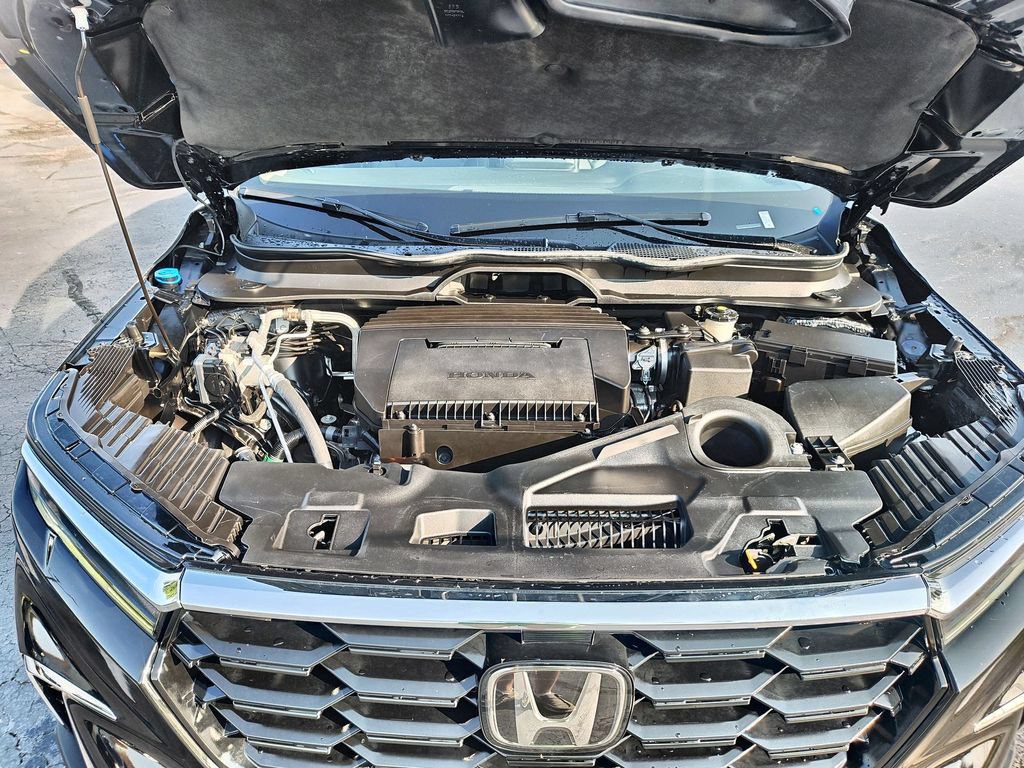 Used 2024 Honda Pilot Touring image 27