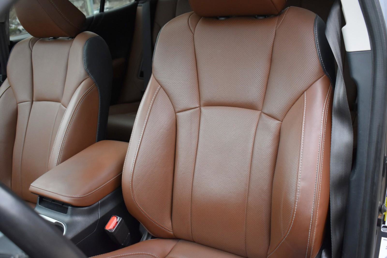 Used 2020 Subaru Outback Touring w/ Popular Package #2 image 34