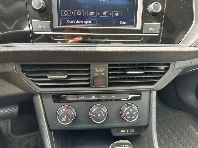 Certified 2024 Volkswagen Jetta S FWD image 23