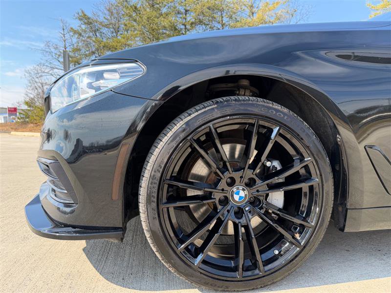 Used 2018 BMW 530i xDrive image 14