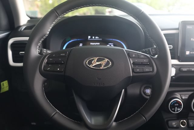 New 2026 Hyundai Venue SEL FWD image 13