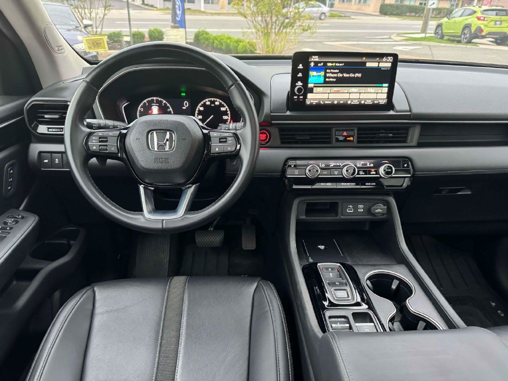Used 2023 Honda Pilot Touring image 20