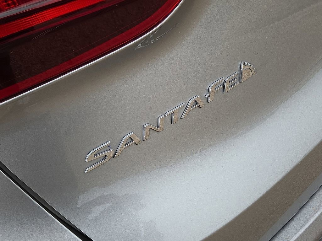 Used 2023 Hyundai Santa Fe SEL FWD image 11