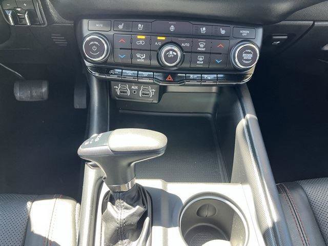Used 2024 Dodge Durango GT image 30