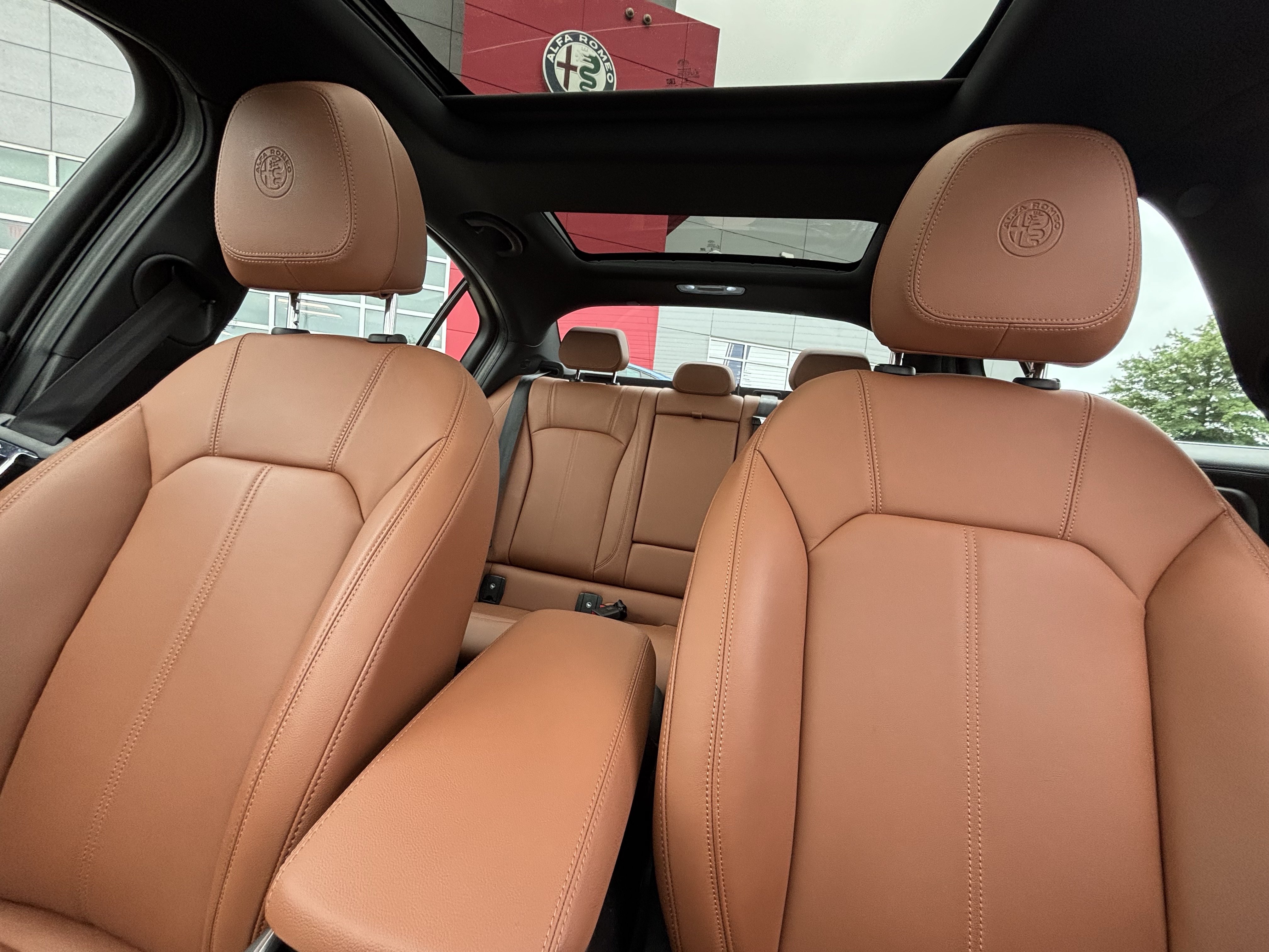Certified 2023 Alfa Romeo Giulia Ti AWD/4WD image 41