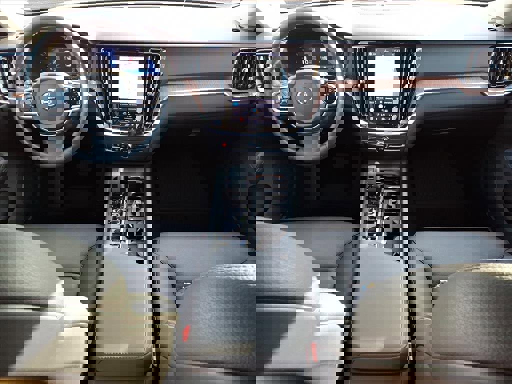 Certified 2023 Volvo V60 B5 Cross Country Plus w/ Climate Package image 12