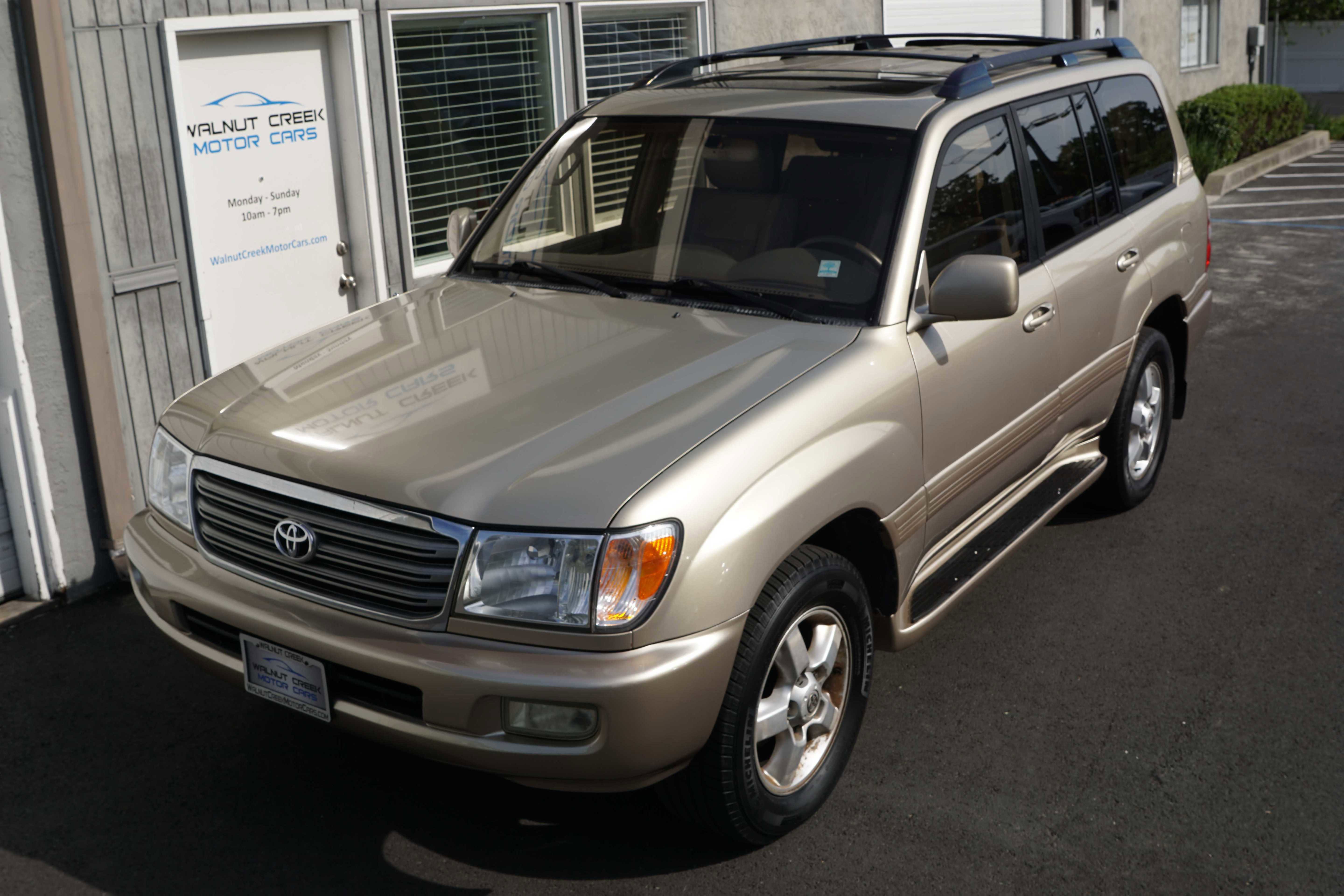 Used 2003 Toyota Land Cruiser image 3
