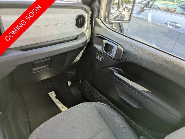 Certified 2024 Jeep Gladiator Sport AWD/4WD image 13